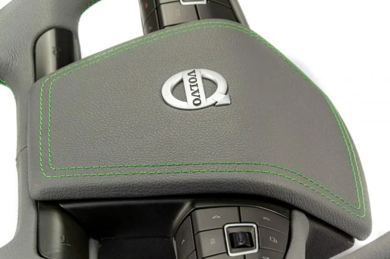 Перетяжка подушки Airbag: работа ателье VITA TRUCK
